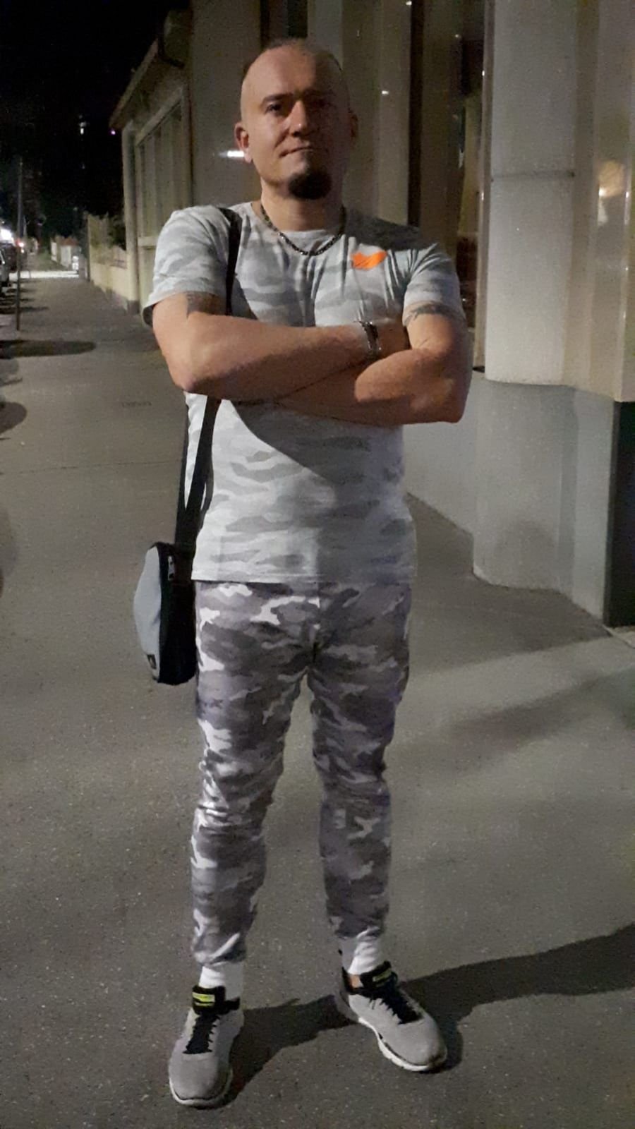 Lucas7658 da Torino,Italia